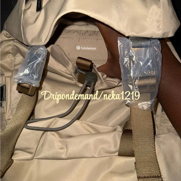 Lululemon Wunderlust Backpack Mini 14L- Trench/Allspice/Grey  display picture 3